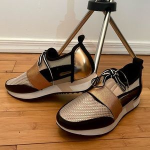 Steve Madden Arctic Rose Gold Sneakers 7.5